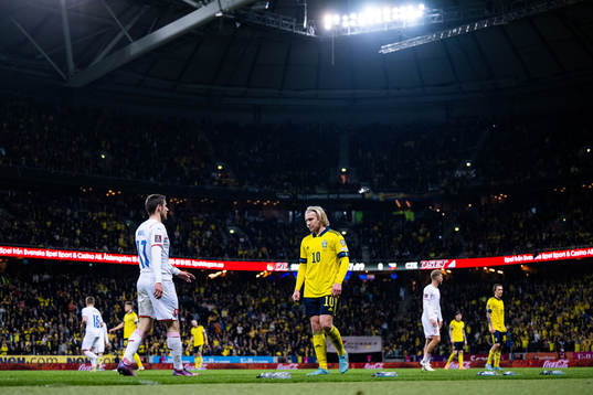 Emil Forsberg of Sweden looks dejected