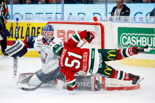Linköpings målvakt Marcus Högberg och Frölundas Mats