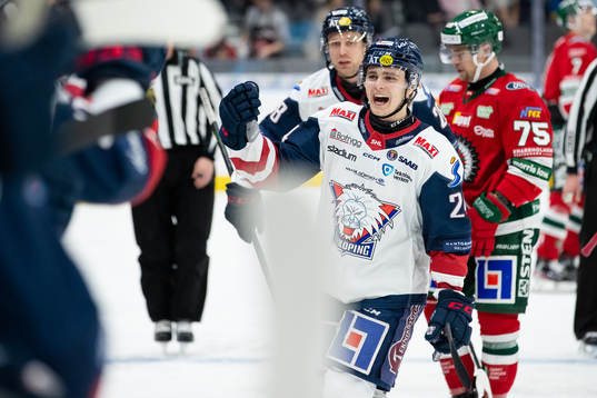 Linköpings Elliot Ekmark jublar