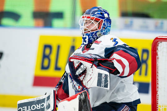Linköpings målvakt Marcus Högberg deppar
