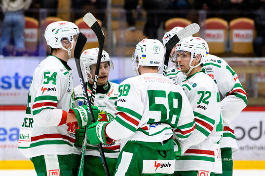 Rögles Leon Bristedt jublar
