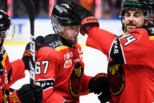 Luleås Linus Omark jublar