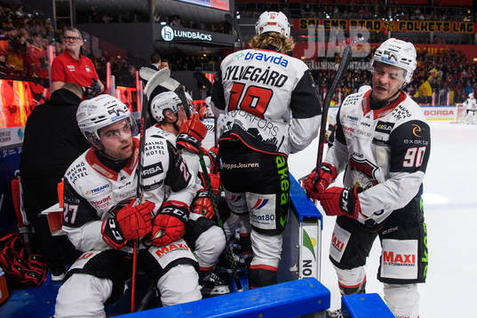 Malmö Redhawks Ponthus Westerholm och Lance Bouma deppar
