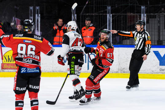 Luleås Linus Omark jublar