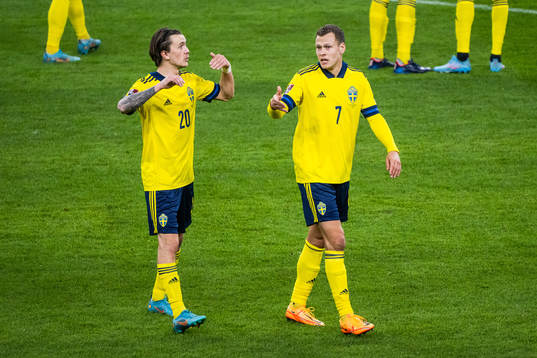 Kristoffer Olsson and Viktor Claesson of Sweden
