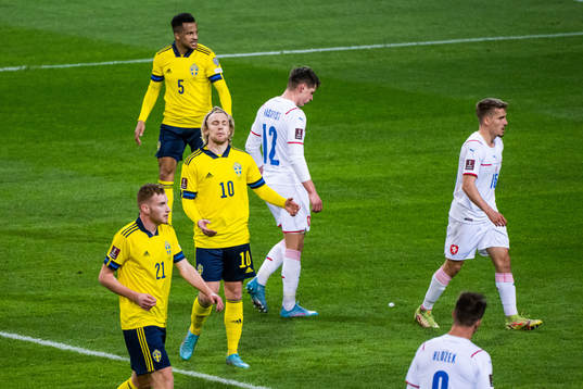 Emil Forsberg of Sweden looks dejected