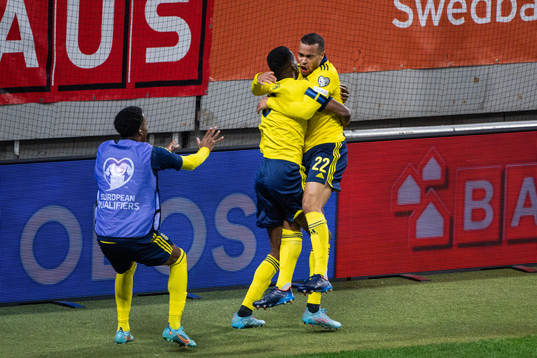 Anthony Elanga , Alexander Isak and Robin Quaison of Sweden