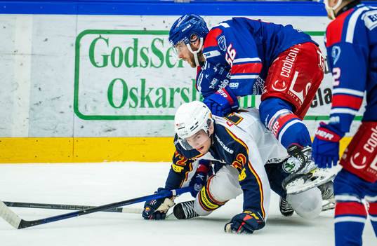 Djurgårdens William Eklund och Oskarshamns Robin Norell