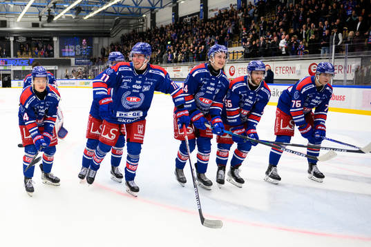 Oskarshamns spelare jublar