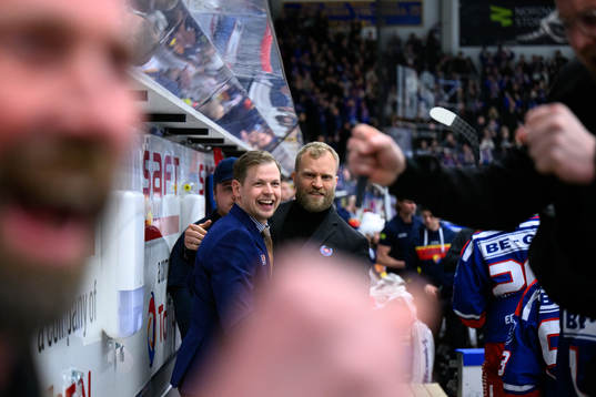 Oskarshamns tränare Martin Filander och assisterande