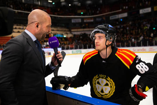 Cmores Johan Tonberg intervjuar Brynäs Dmytro Timashov