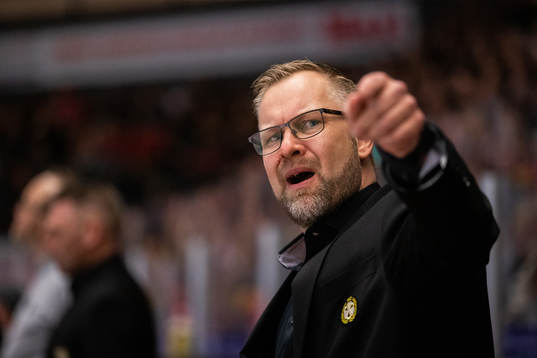 Brynäs tränare Mikko Manner