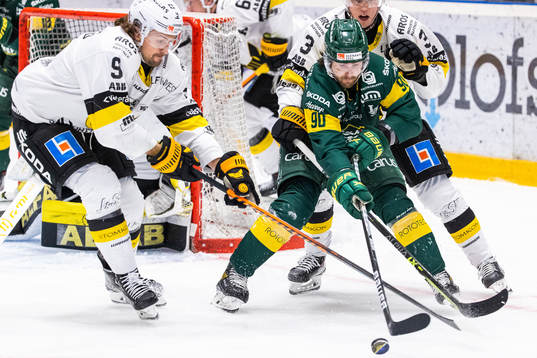Västerås Ludvig Östman och Björklövens Alex Hutchings