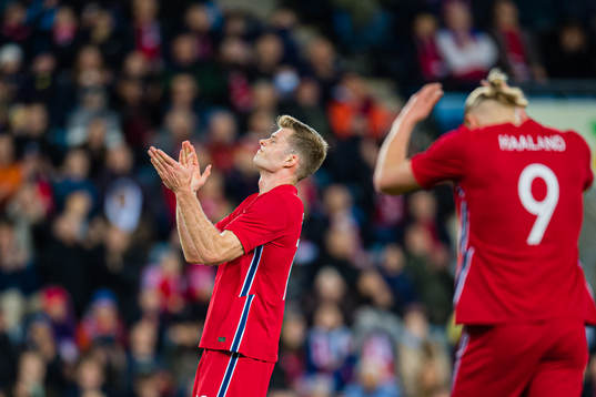 Alexander Sørloth of Norway reactsafter missing a chance