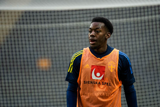 Anthony Elanga of Sweden