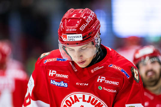 Troja/Ljungbys Julius Vähätalo deppar