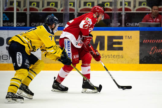 Troja/Ljungbys Carl-Johan Sjögren och Södertäljes