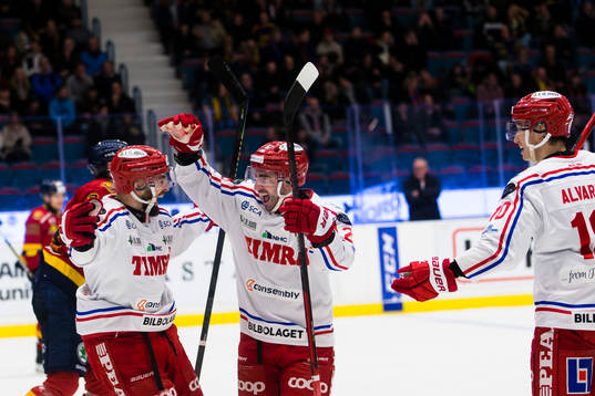 Timrås Joey LaLeggia (m) gör 1-3 och jublar med