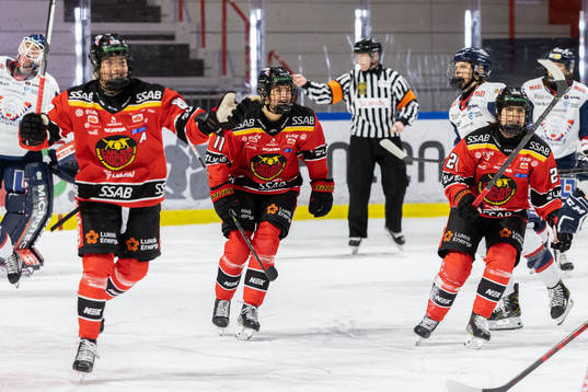 Luleås Josefine Persson, Ronja Savolainen, Noemi Ryhner