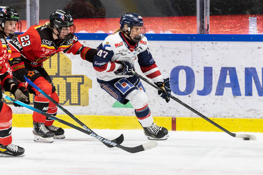 Linköpings Lenka Serdar och Luleås Pernilla Forsgren