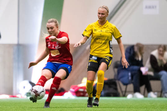 Sävedalens Saga Fahlström och Elfsborgs Linn Sångberg