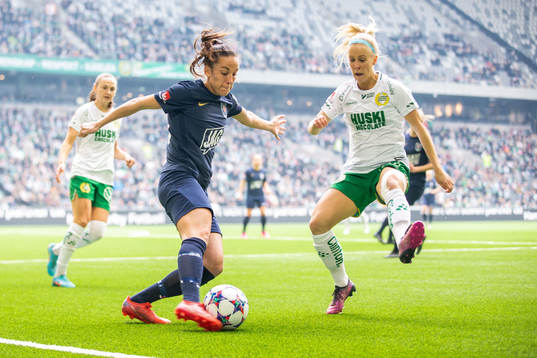 Eskilstunas Anna Oscarsson och Hammarbys Adelisa Engman