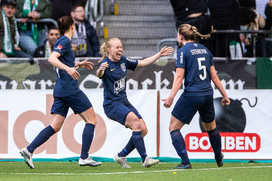 Eskilstunas Mia Jalkerud jublar