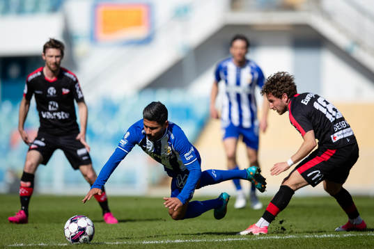 IFK Göteborgs Hosam Aiesh och Fredrikstads Ludvig Begby