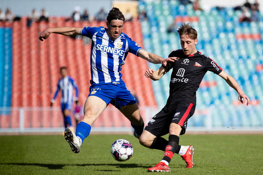 IFK Göteborgs Gustav Svensson och Fredrikstads Adnan Hadzic