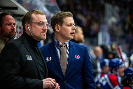 Oskarshamns assisterande tränare Jeff Jakobs och tränare