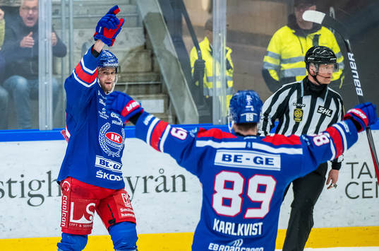 Oskarshamns Kim Rosdahl jublar