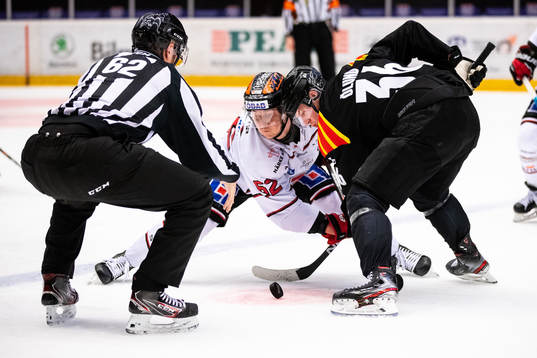 Örebros Robert Leino och Brynäs Linus Ölund