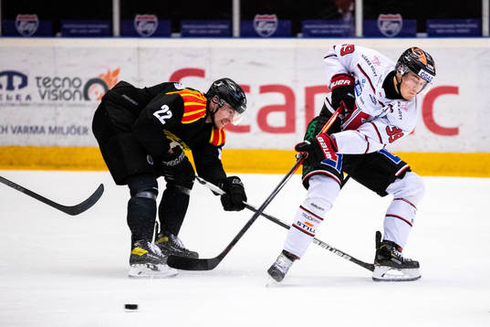 Örebros Joel Mustonen och Brynäs Adam Pettersson
