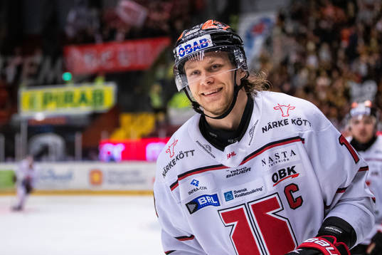 Örebros Rodrigo Abols jublar