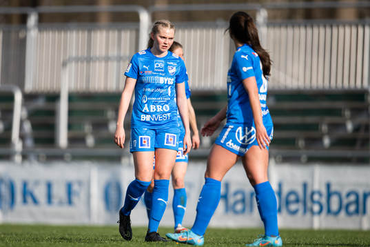 Kalmars Amanda Persson deppar