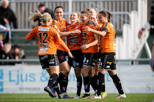 Kristianstads Tabitha Tindell jublar