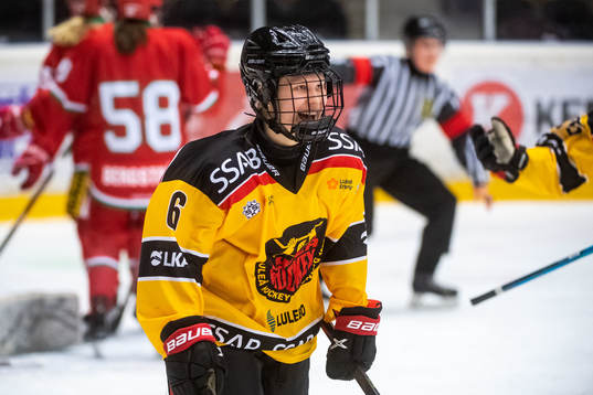 Luleås Engla Rankvist jublar