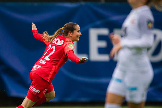 Ingrid Ryland of Brann celebrates