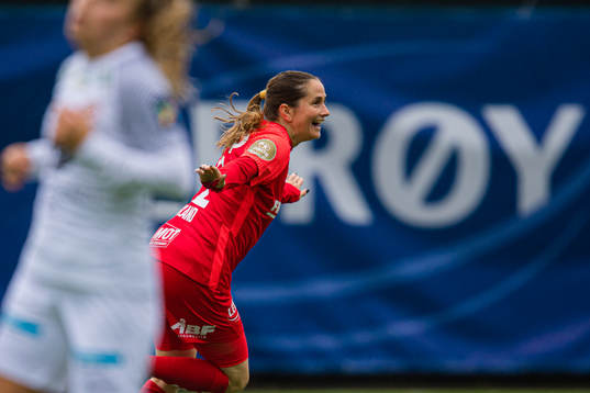 Ingrid Ryland of Brann celebrates