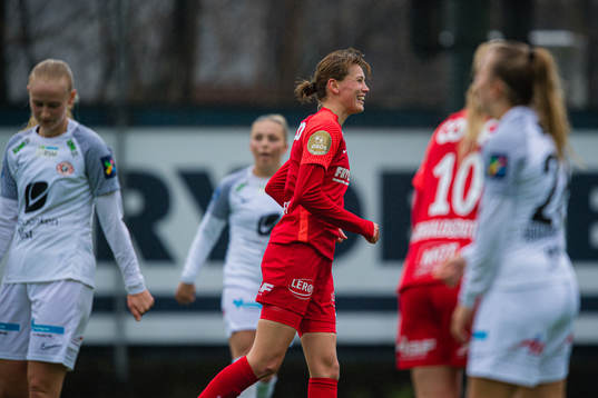 Rakel Engesvik of Brann celebrates
