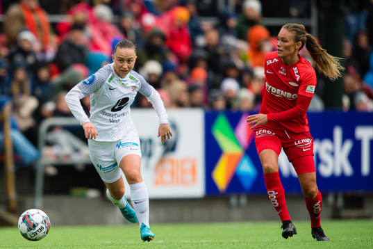 Miljana Ivanovic of Arna-Bjørnar and Ingrid Østervold