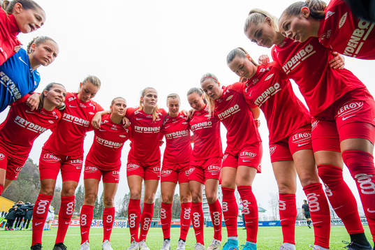 Ingrid Ryland, Aurora Mikalsen, Cecilie Redisch Kvamme,