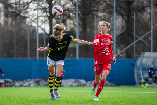 s Hannah Davison och Örebros Wilma Öhman
