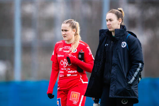 Örebros Elin Pikkujämsä deppar