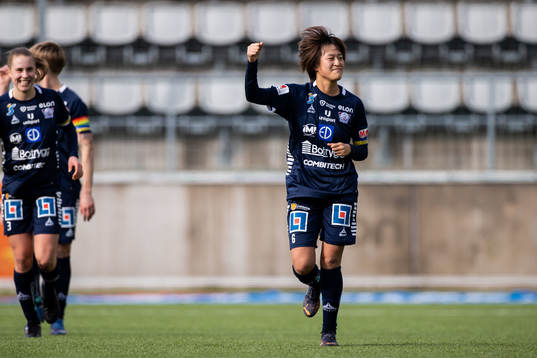 Linköpings Saori Takarada jublar