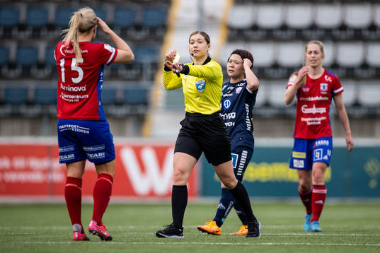 Domare Anastasia Oberlauf Poopuu varnar Vittsjös Nellie
