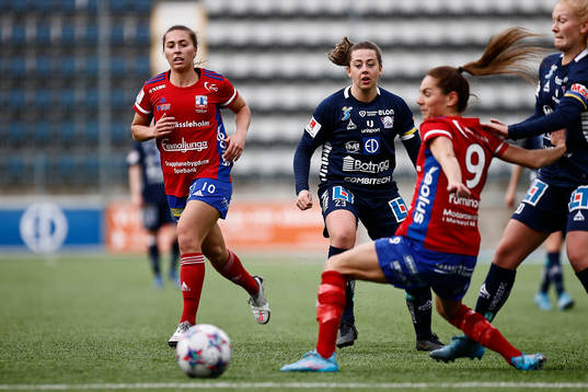 Vittsjös Sarah Stratigakis och Linköpings Cornelia Kapocs