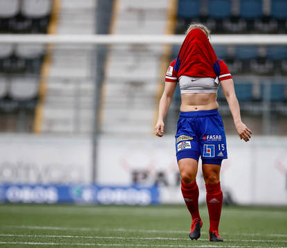 Vittsjös Nellie Persson reagerar