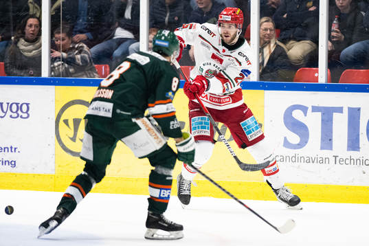 Kristianstads Robin Carlsson mot Modos 0Sam Vigneault