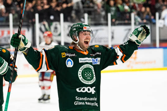 Kristianstads Erik Flood jublar